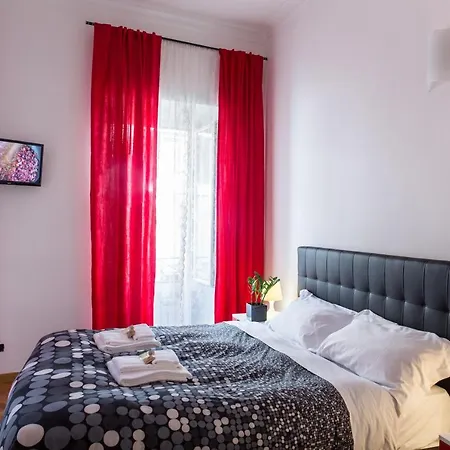 Apartment Rent In Giubbonari Rome