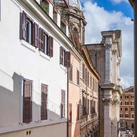 Rent In Giubbonari Apartment Rome